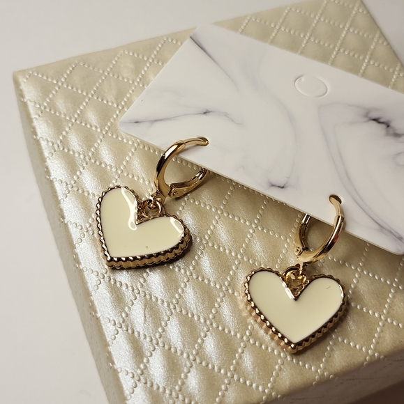 Gold Heart Hoop Earrings - Picture 3 of 4